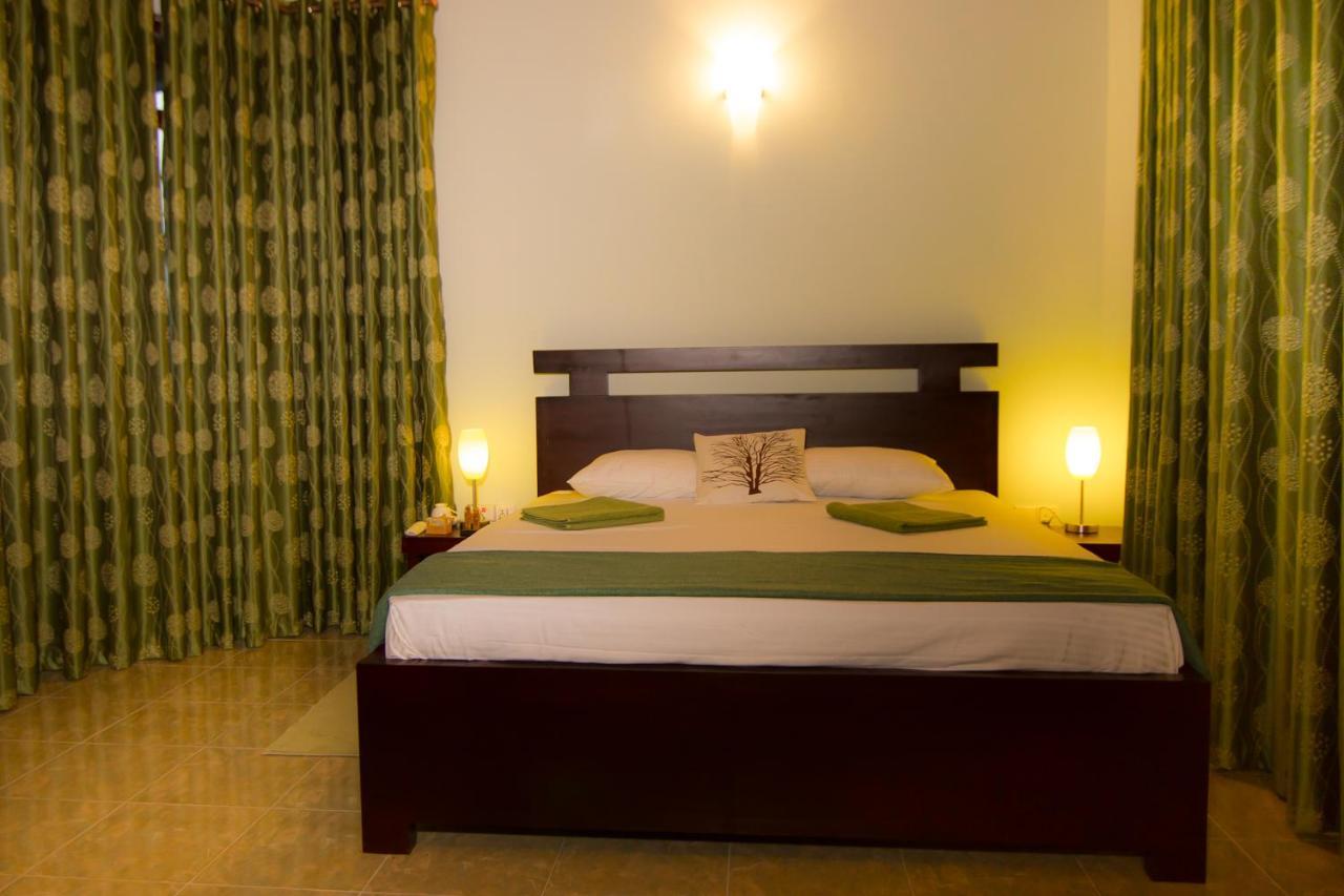 Kandyan Hideout Buitenkant foto