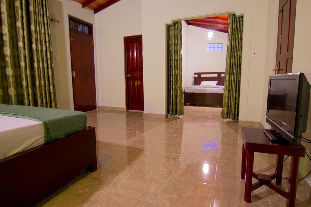Kandyan Hideout Buitenkant foto